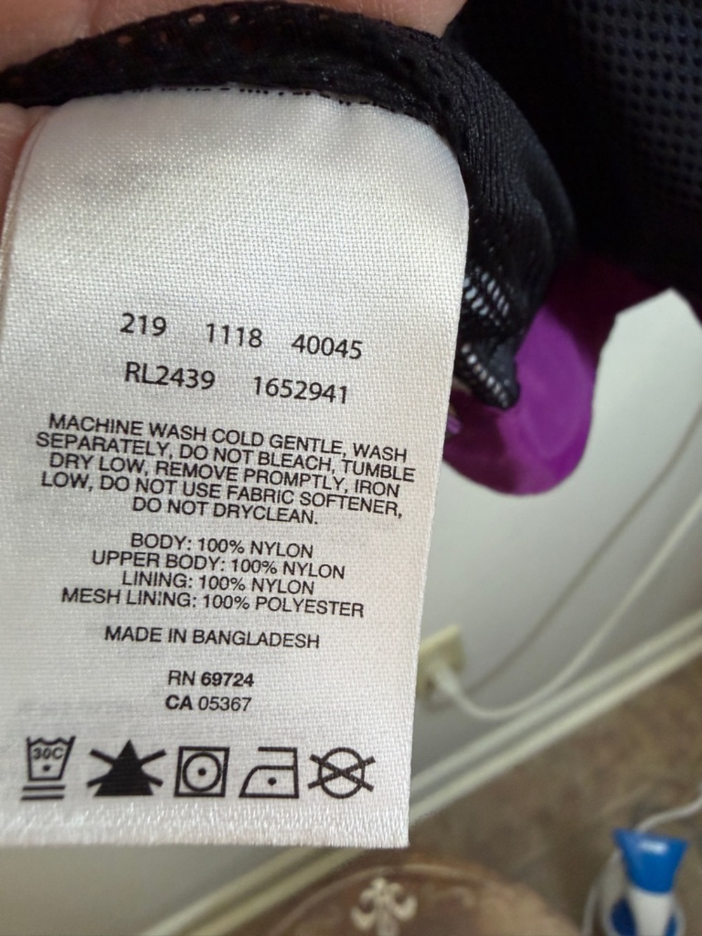 Columbia Women's Magenta Lightweight Waterproof Jacket - Picture 11 of 11